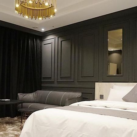 Astro Hotel Yongin Esterno foto