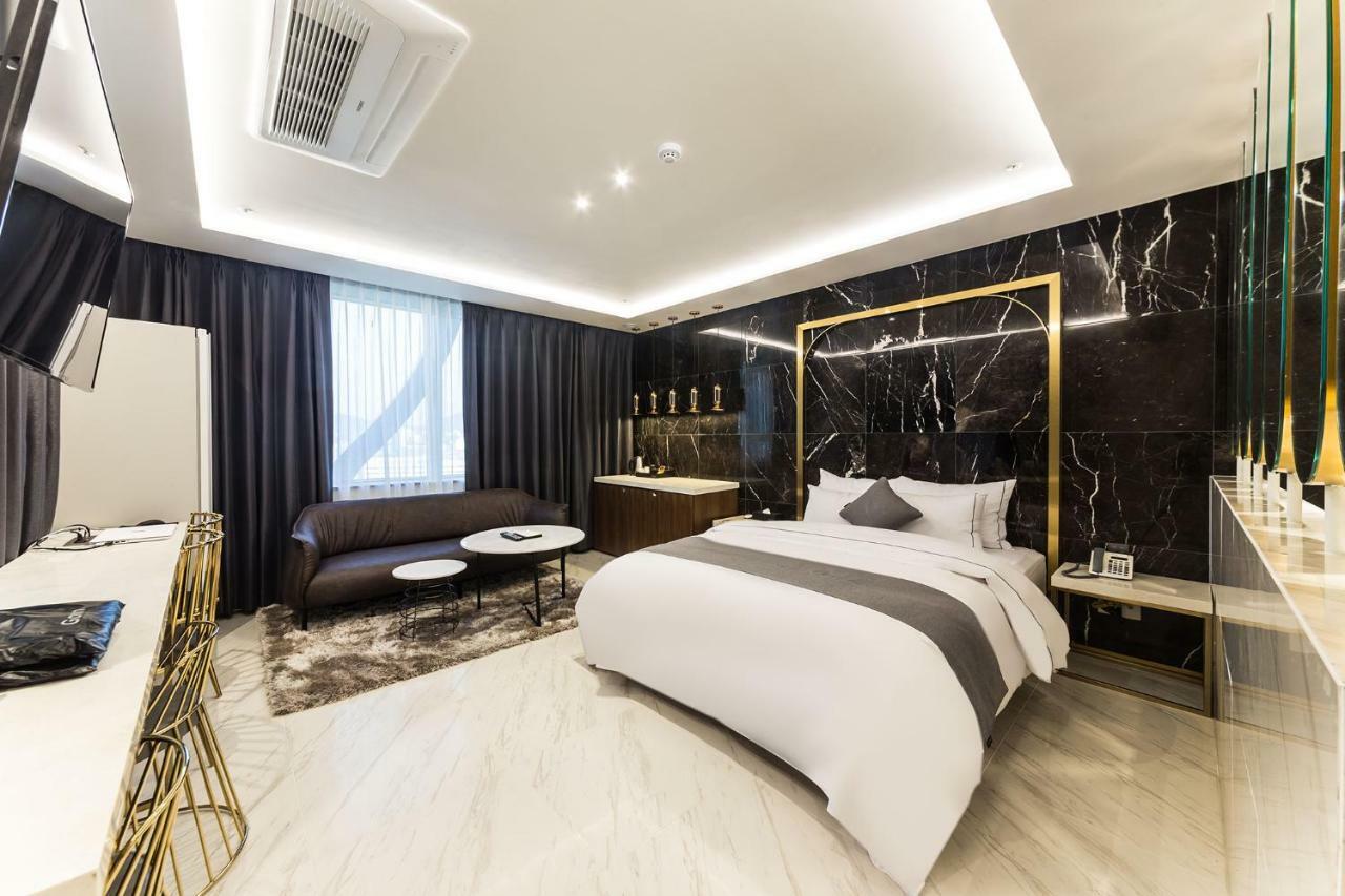 Astro Hotel Yongin Esterno foto