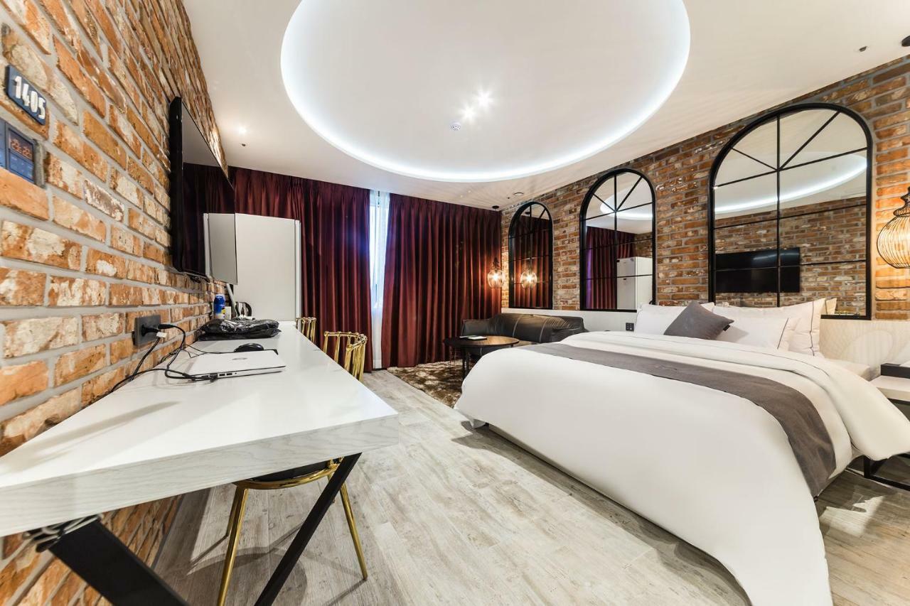 Astro Hotel Yongin Esterno foto
